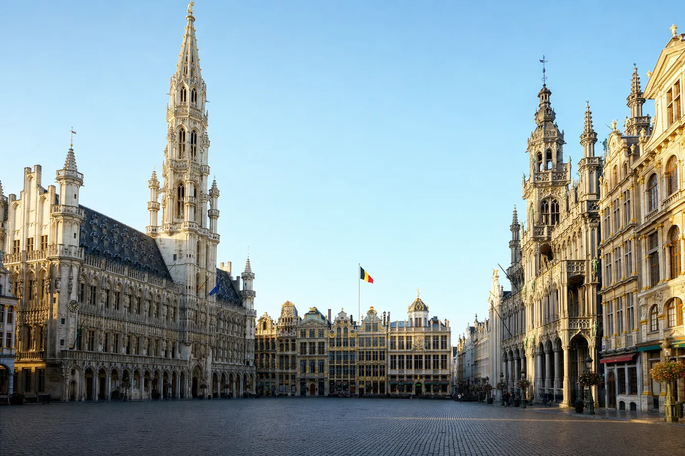 Belgia – znany zabytek z flagą narodową
