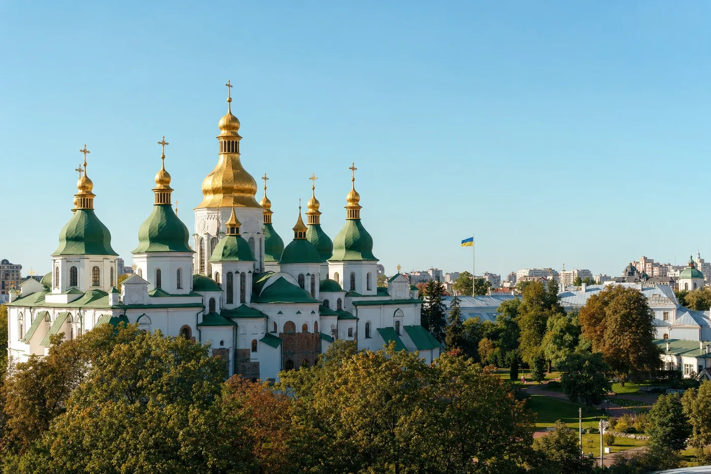 Ukraina – znany zabytek z flagą narodową